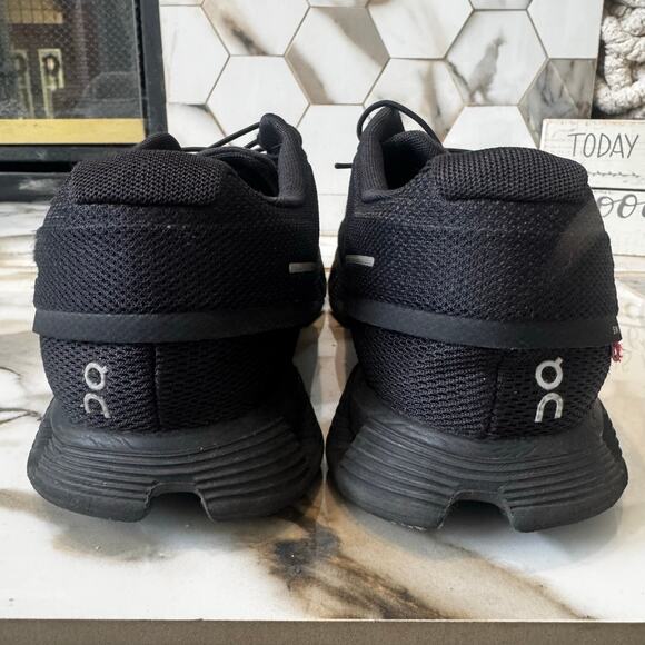 On Running Women’s Cloud 5 Sneakers Size 11 Black Knit Slip On Easy Lace - Picture 4 of 9